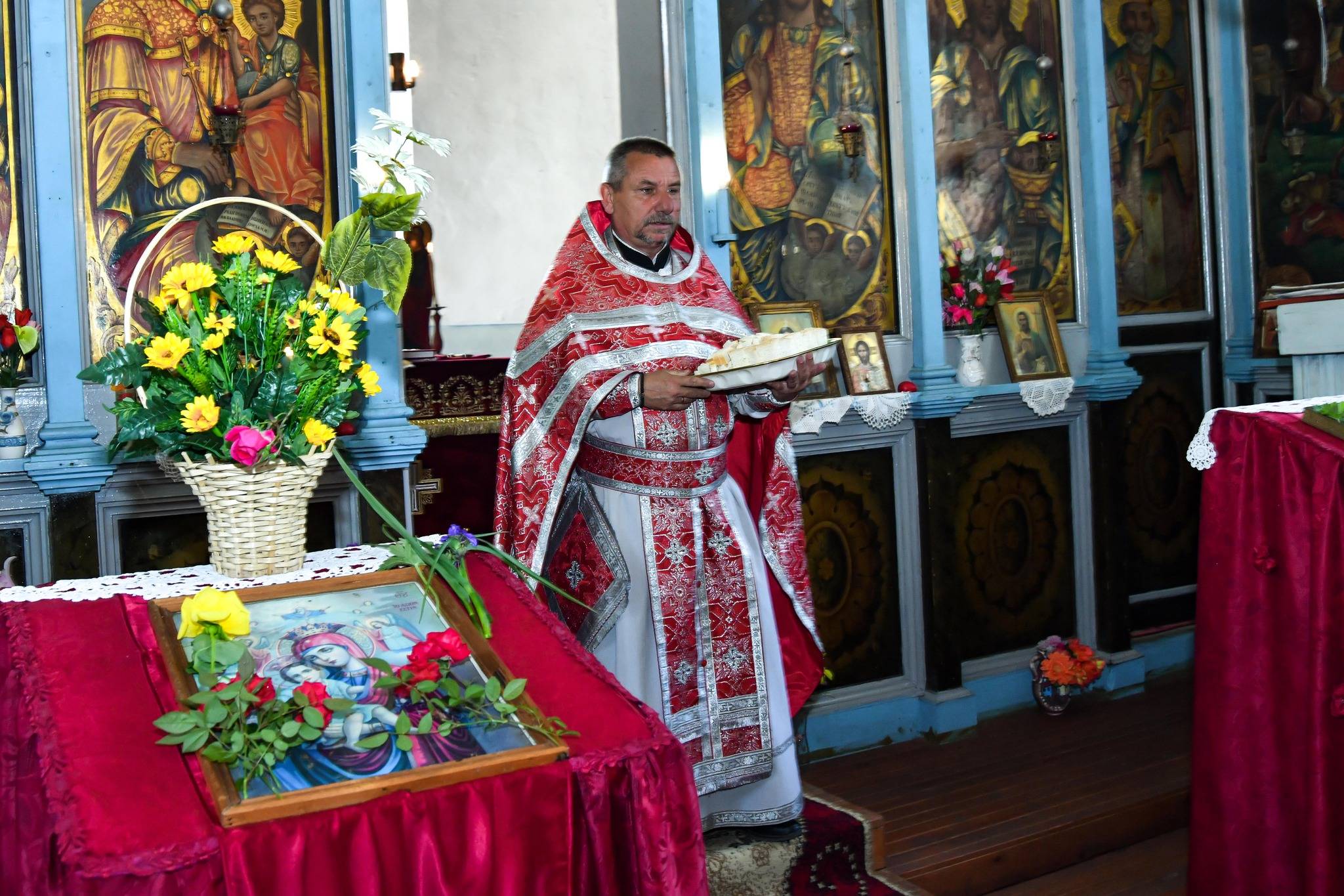  Твърдишкото село Сборище отпразнува храмовия си празник` 